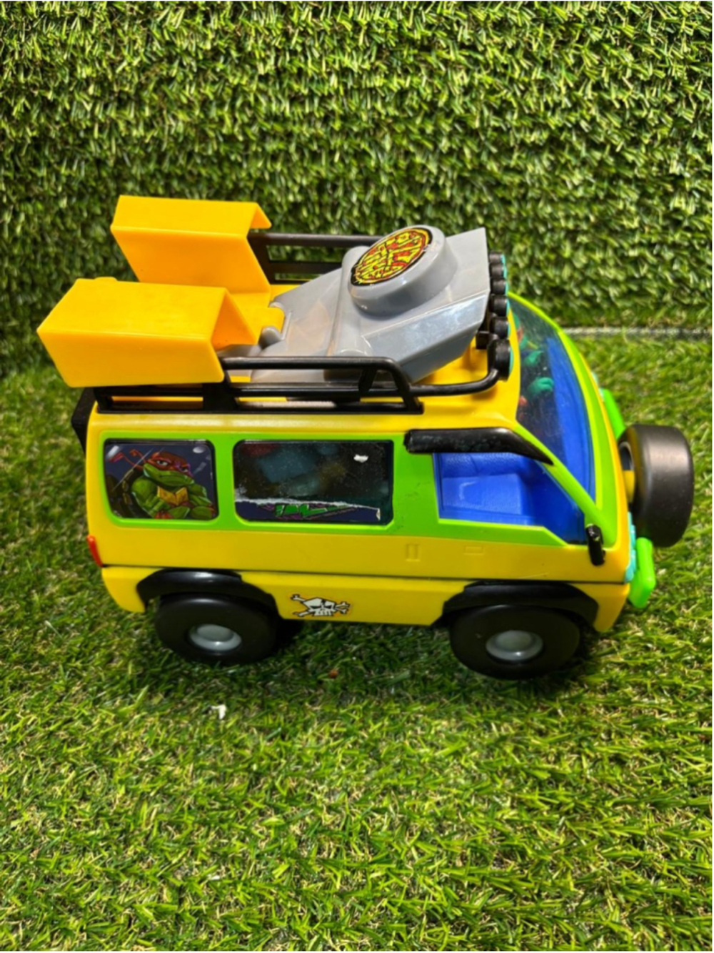 TMNT Mutant Mayhem Pizza Delivery Van RC Car Vehicle Playmates #S110
